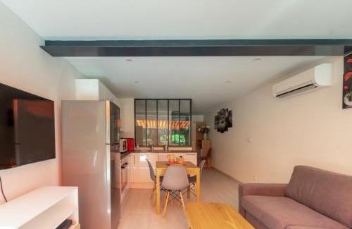 Saint-Mandrier-sur-Mer Apartment | Nice Studio 30 M With Terrace Near The Sea