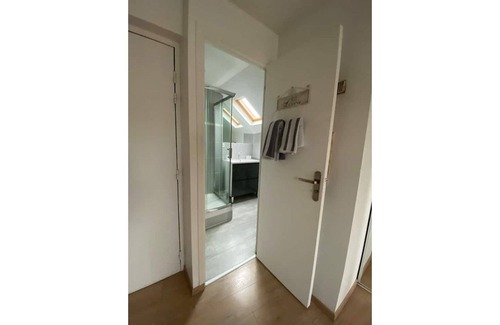Quartier de France Apartment | Nice studio near the parks and the city center district of France