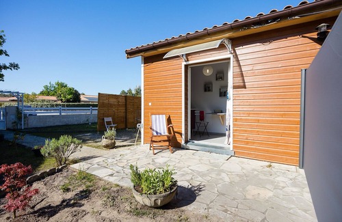 Andernos-les-Bains House | Nice T1 completely renovated with garden