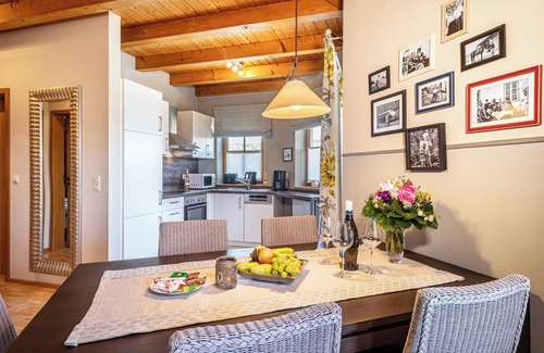 Neufrach Apartment | Nice Vacation Apartment 6 on "Trostelhof" with Balcony, Shared Garden & Wi-Fi