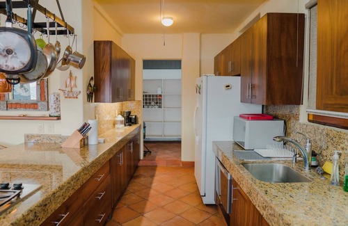 Zihuatanejo Villa | Nice vacation place to relax under the hot sun of zihuatanejo