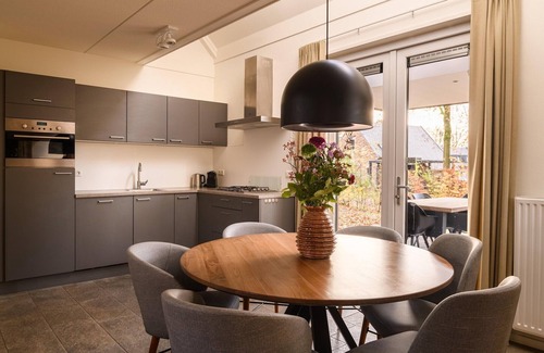 Maastricht House | Nice villa with veranda 4 km from Maastricht