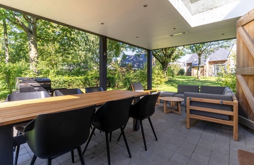 Maastricht House | Nice villa with veranda 4 km from Maastricht