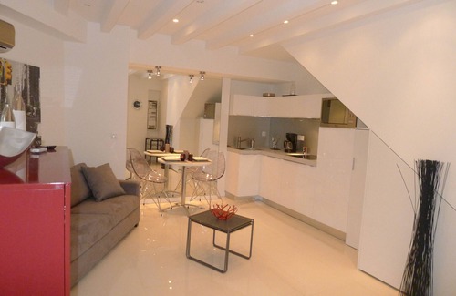 Jean-Medecin Apartment | NICE VILLAGE1 AP2087 by RIVIERA HOLIDAY HOMES