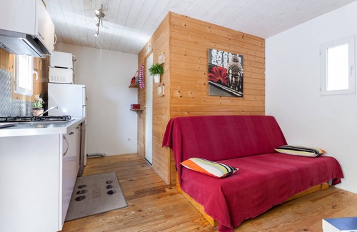 Carcans Plage Apartment | Nice wooden apartment ! 80 meters from the sea!