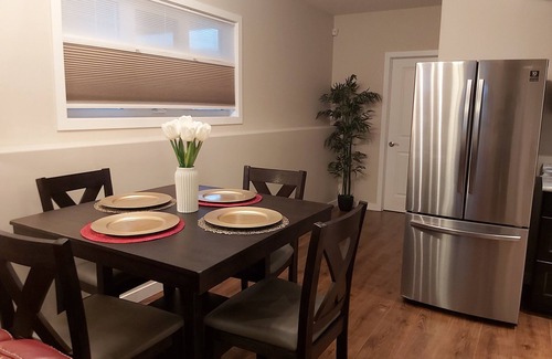 Saskatoon House | Nicely decorated 2 bedroom basement suite in highbrow Evergreen area.