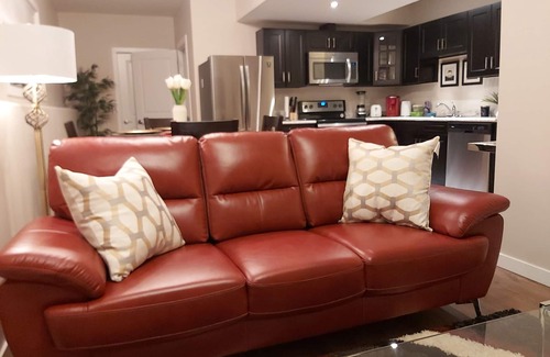 Saskatoon House | Nicely decorated 2 bedroom basement suite in highbrow Evergreen area.