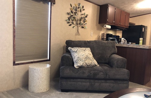 Newport House | Nicely Furnished Mobile Home