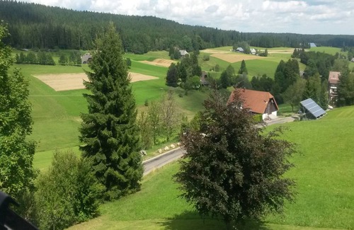 Sankt Georgen im Schwarzwald Apartment | Nichtraucher-Ferienwohnung mit ca. 45qm, 2 Schlafräume, 1 Wohnraum, für maximal 4 Personen