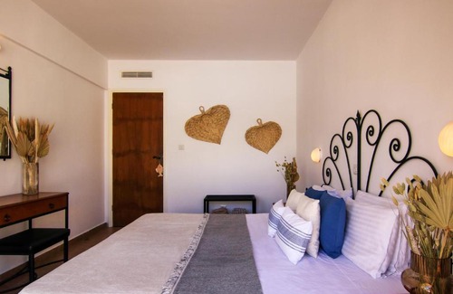 Polis Apartment | Nicki Resort: Cozy Flat Inland View