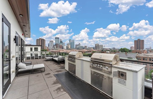 Downtown Minneapolis Apartment | NICO Apartments - 3rd Floor - 2 Br 2 Bath | Gym
