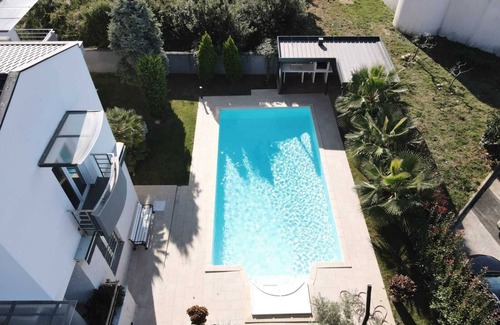 Pjescana Uvala Villa | Nicol luxury near the beach and town
