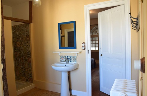 Jaunay-Clan Bed & Breakfast | Nicolas" room near Futuroscope