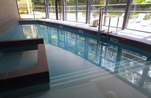 Pont-Aven Apartment | Nid d'Aven Charmante maison, piscine de février à octobre 1-6p dans résidence