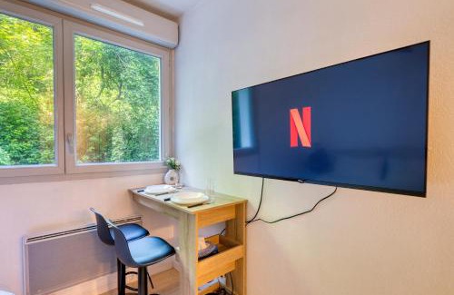 Saint Clair Apartment | Nid Douillet à Caluire, 5 min de Lyon Centre