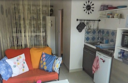 Coulommiers Apartment | Nid Douillet Avec Baie Vitrée et Jolie Terrasse