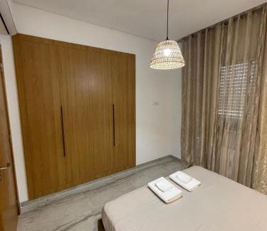 La Soukra Apartment | Nid Douillet El Aouina, propre , calme et moderne, wifi, place parking