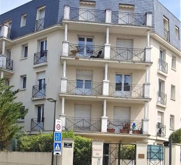 Chantilly Apartment | Nid douillet plein de charme avec Parking gratuit