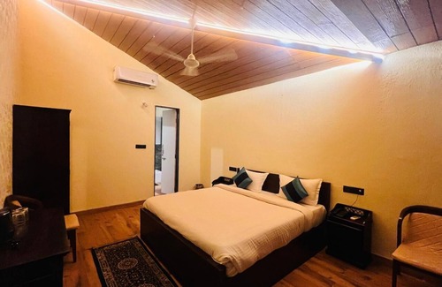 Kohka Hotel | NidhiVann Wellness Retreat Resort Pench