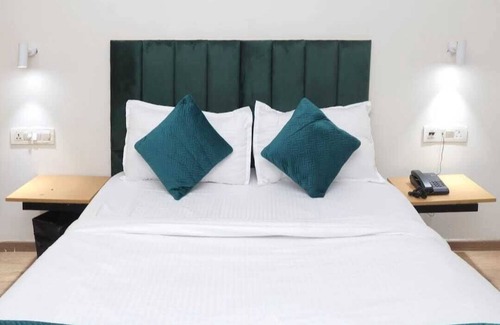 Pashim Vihar Hotel | NIDRA HOTEL