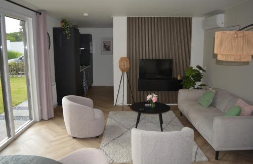 Municipality of Ermelo Apartment | NIEUW Luxe 4p Eco Lodge naast het bos op de Veluwe