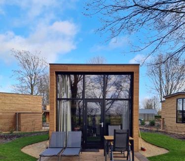 Hulshorst House | Nieuw! Sfeervol Tiny House in de natuur en aan het water