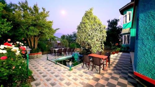 Sudarbal Hotel | Nigeen Residency Resort , Srinagar