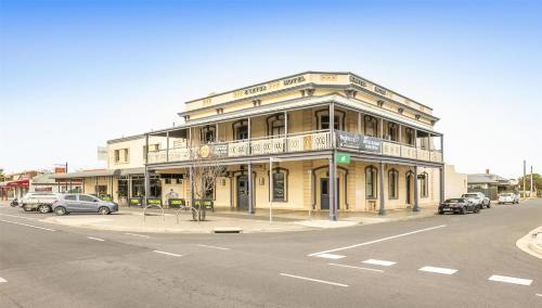 Exeter Hotel | Nightcap at Exeter Hotel