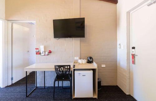 Bluff Point Hotel | Nightcap at Wintersun Hotel
