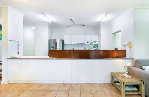 Nightcliff Condo | Nightcliff Foreshore: Pool ~ Outdoor Dining ~ BBQ