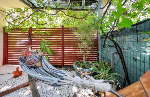 Nightcliff Apartment | Nightcliff Getaway with Free WiFi