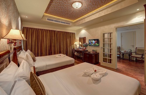 Al Muraqqabat Hotel | Nihal Hotel