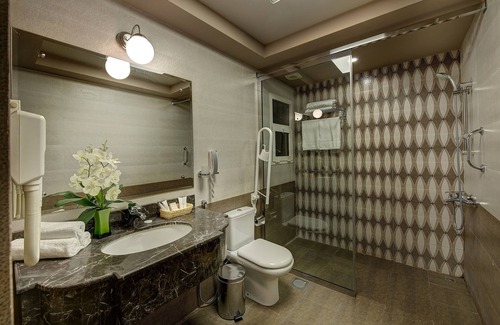 Al Muraqqabat Hotel | Nihal Hotel