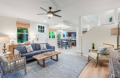 Princeville Condo | Nihiliani condo w/W/D, shared pool & hot tub, WiFi.