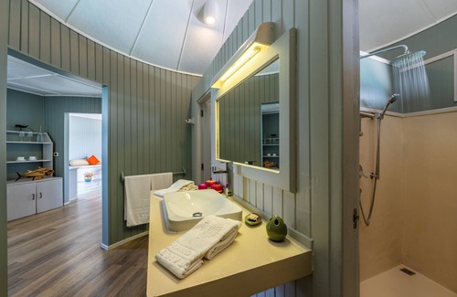 Kudafolhudhoo Resort | Nika Island Resort & Spa