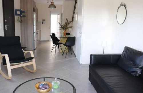 Nikita House | Nikiti Crystal Maisonette 1