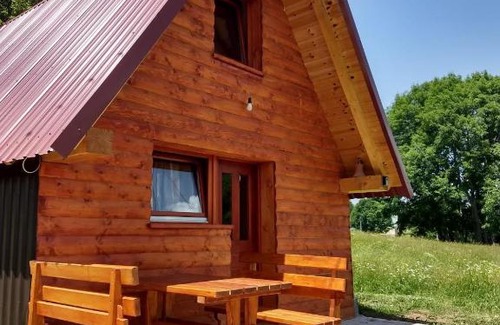 Virak House | Nikitovic house
