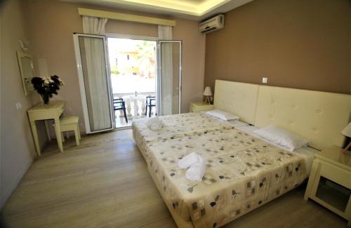 Moraitika Apartment | Nikki's Studios & Apartments