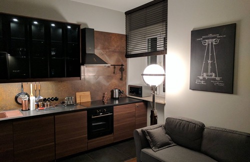Centrum Apartment | Nikola Tesla by mythings- art deco designed apartment (for 6 guests)