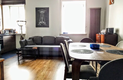 Centrum Apartment | Nikola Tesla by mythings- art deco designed apartment (for 6 guests)