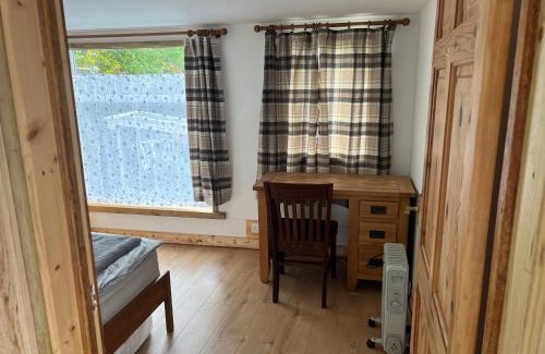 Yate Other | Nikolay house