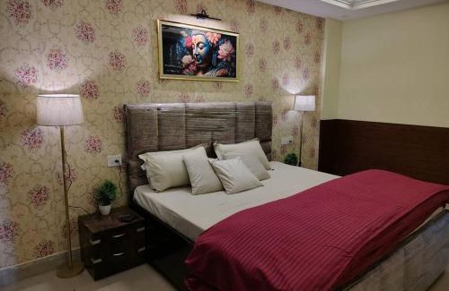 Dehradun Apartment | Nilay - Fully Independent - Couple Friendly