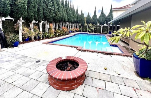 Fountain Valley House | Nimbus · Spacious 4BR- POOL-Disney, Convention, Beaches