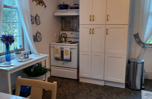 Birdsnest House | Nine Minutes from Beaches and Golf Courses in Cape Charles