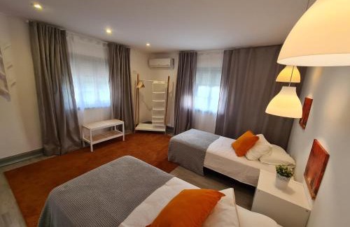 Lousa House | NinePlace by LouzanPlace's