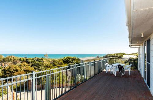 Guilderton House | Ninettas Views - Great coastal location