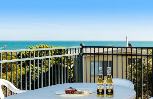 Guilderton House | Ninettas Views - Great coastal location