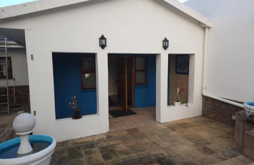 Hoekwil Villa | Nineve Retreat