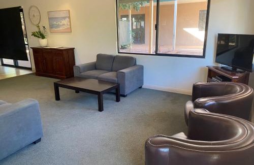 Exmouth Villa | Ningaloo Breeze Villa 3