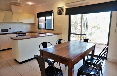 Exmouth Villa | Ningaloo Breeze Villa 3